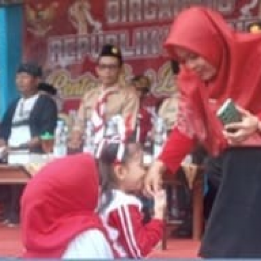 Warga Desa Langensari Semarakkan HUT RI ke-80 dengan Karnaval Meriah